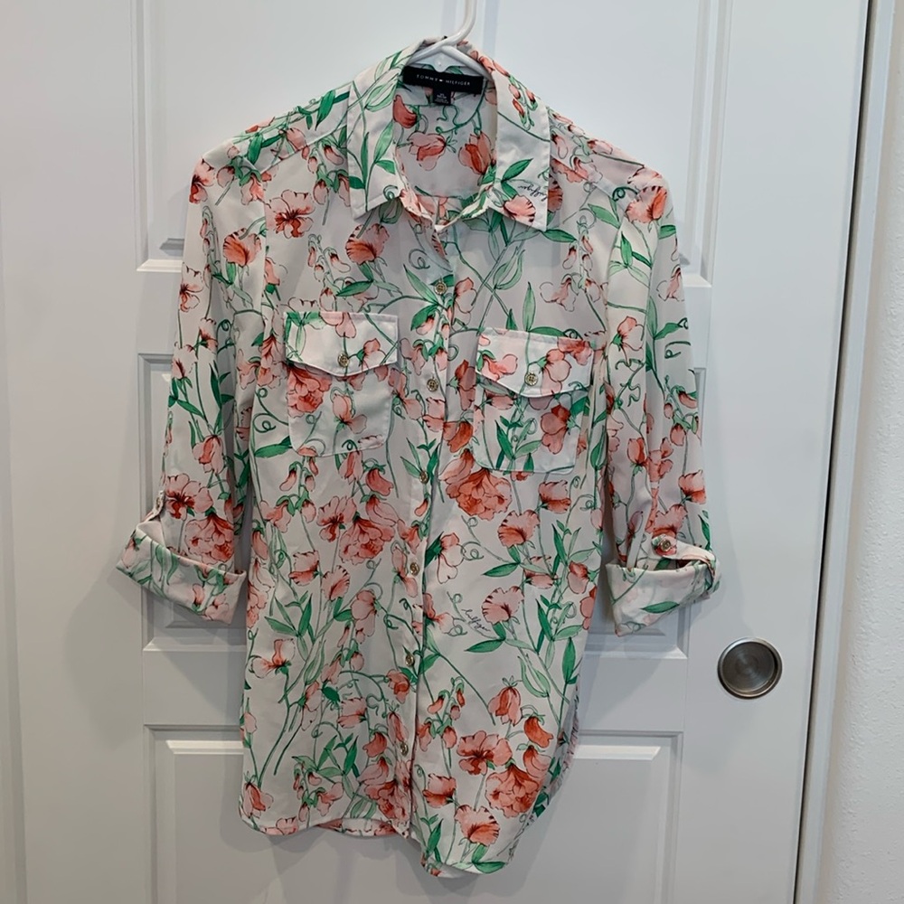 Tommy Hilfiger Women’s Floral Blouse - Picture 4 of 13